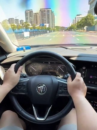 我们别克每次在行车时,窗边老是会传来嗡嗡风噪声,特别影响到我们行车的舒适感,我们可以安装上车窗密封胶条有效地隔绝噪音的进入#别克 #隔音降噪 #车窗密封胶条 #昂科威plus