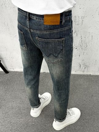 复古蓝牛仔裤男小脚 修身小脚版型|重工刺绣点缀 水洗工艺自带复古滤镜。上身秒变氛围感男神,炸街出片利器💥帅到犯规#只做高品质 #牛仔裤 #男士牛仔裤
