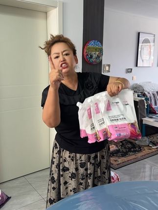 泡洗粉 这个泡洗粉真的洗白衣服太干净了