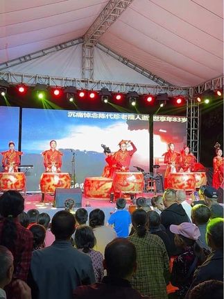 一方一俗,大哥大姐节哀!伯母老人家会保佑你们健康平安幸福快乐一生🙏🙏🙏