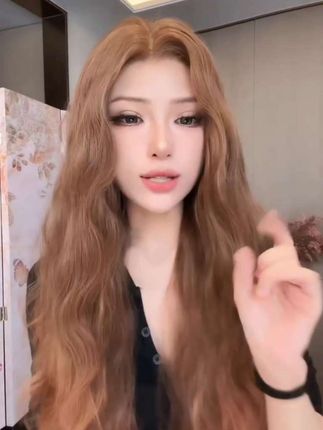 假发氛围感洋气减龄片子出片进口丝长卷发 妍公子专属《赫敏》法式芭比卷层次卷发进口大面积蕾丝逼真假发头套#假发 #卷发 #氛围感 #假发补发 #洋气减龄 @DOU+上热门 @DOU+好生意
