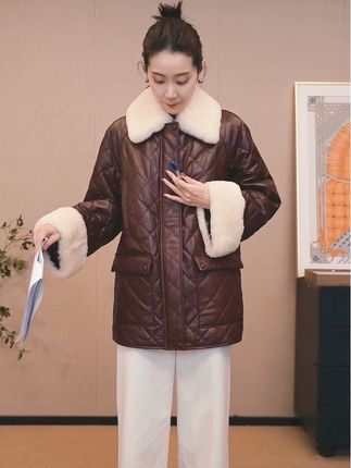 #秋冬穿搭 #外套穿搭 #高级穿搭 #气质范 #外套女