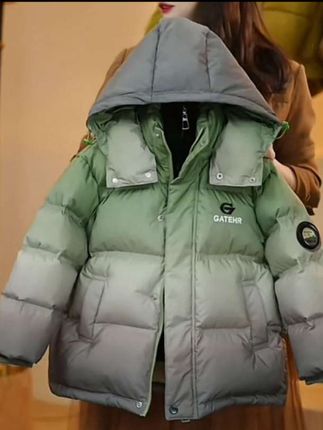 男童中大童2024新款羽绒棉服时尚连帽渐变加厚拼接冬季休闲韩版#男童 #男装 #中大童羽绒服 #