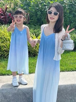 【小丸子】夏季连衣裙亲子装裙子背心长裙宽松中长款儿童显瘦仙女裙#夏季连衣裙#亲子裙装#儿童背心长裙#中长款裙子##小清新穿搭
