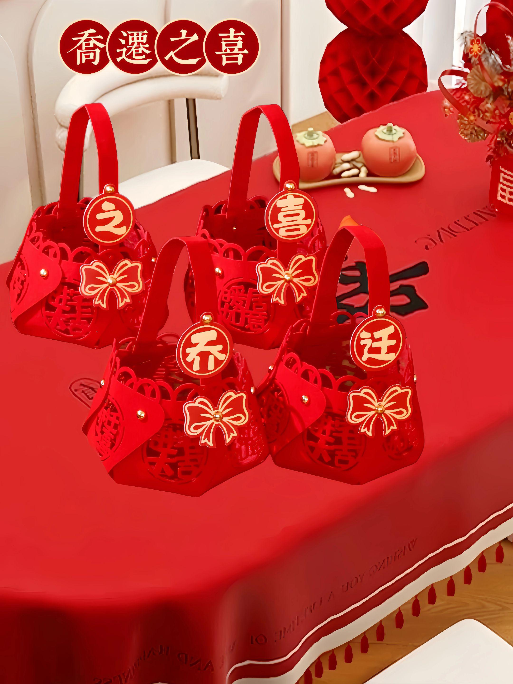 一桌红妆,满目喜庆,乔迁之喜如约而至。✨愿生活如这红色般热烈美好。 #乔迁之喜 #红红火火#家有喜事