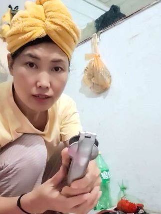 板栗开口器轻松开口不伤手,在家做板栗不用愁,自用分享,好用即是实惠,感谢你的支持,祝你生活愉快#快来一起尝个鲜 #上热搜 #吃板栗的季节又到了 #板栗开口器