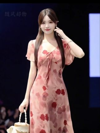 #气质女神穿搭 #时尚气质穿搭 #出游穿搭 #穿出女人味