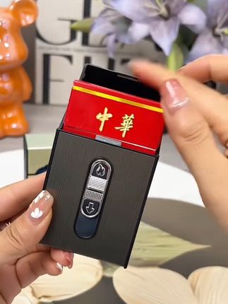 # 烟盒打火机二合一 # 烟盒打火机 # 携带方便#居家好物 #高端大气上档次