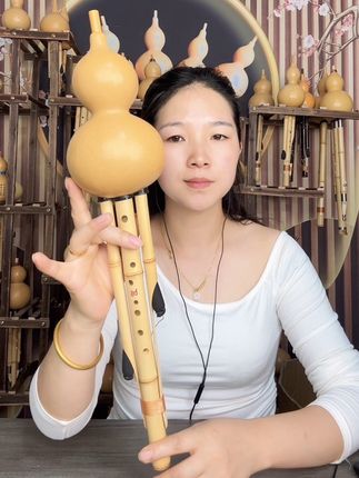 金竹原生态高端绑线葫芦丝,声音响亮通透,好吹不费劲。