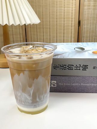 晶花竹蔗冰糖浆,双倍清甜✨ 自然本味🍃冷热即溶💯!茶饮神仙搭档!提香不酸不涩👌#饮品必备 #爆款推荐