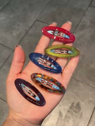 超可爱椭圆发夹,轻松搞定碎发烦恼! 想让头发更有层次感?这款发夹帮你搞定!#时尚饰品#头饰发饰#发夹#网红发饰#一次学会超上镜的甜妹发型
