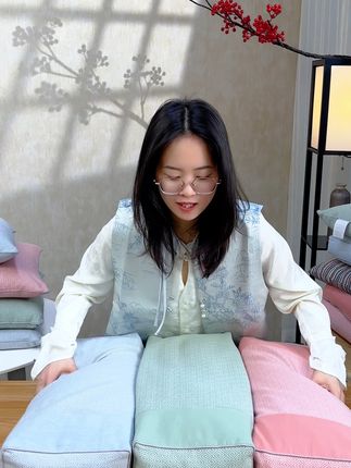 荞麦枕太舒服了!不印染纯棉超安心! 枕头有运费险了!买回去不喜欢还可以退回来哦~快来看看吧!!