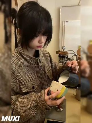 复古千鸟格夹克,轻松穿出老钱风! 秋冬穿啥?这款经典款式的外套帮你解决难题!#夹克外套#男女同款#秋季穿搭#cleanfit穿搭#被秋日氛围感穿搭拿捏了