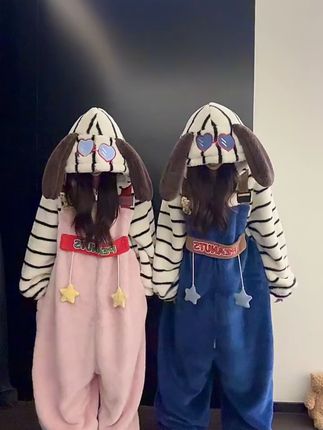 冬天太冷?这款珊瑚绒睡衣包邮到家,温暖一整夜! 姐妹们!这个冬天一定要给自己安排一套这样的衣服啊!!!真的太好看了吧~关键还是包邮到家哦!!#秋冬新款#睡衣家居服#睡衣#睡衣女#被秋日氛围感穿搭拿捏了