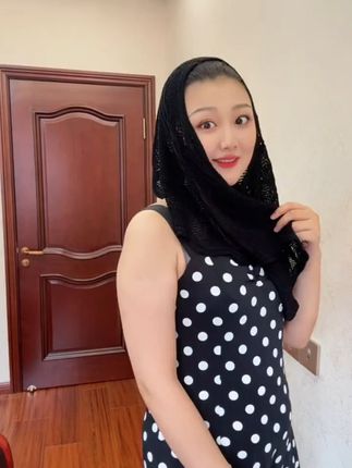 #迪丽热巴新中式恋夏风#围观红人神级出片现场#摆脱路人感的小个子女生穿搭#旗袍与马面裙碰撞更显古典美#素颜试穿网络爆款衣服