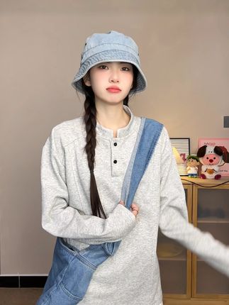 秋天要开始了是吧?#男女同款 #秋季穿搭 #潮流穿搭 #卫衣穿搭