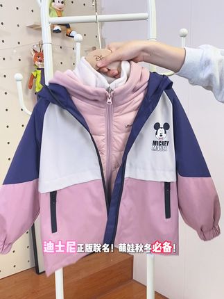 秋冬宝宝穿这套装出门再也不怕静电困扰! 冬天孩子怕冷又爱动?这款加厚三件套既暖和又有型!#好物推荐#图文伙伴计划#高品质童装#羽绒服#被秋日氛围感穿搭拿捏了