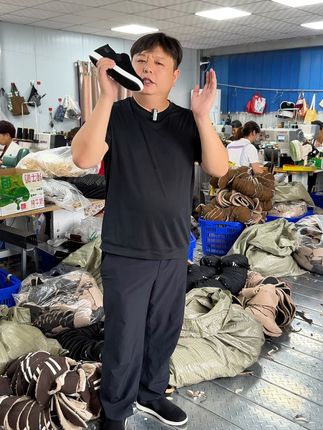 老北京布鞋透气又防滑 喜欢这款鞋子的朋友抓紧时间啦!!#好物推荐🔥 #好鞋推荐 #透气舒适 #软底软面穿上超舒服 #好穿不累脚