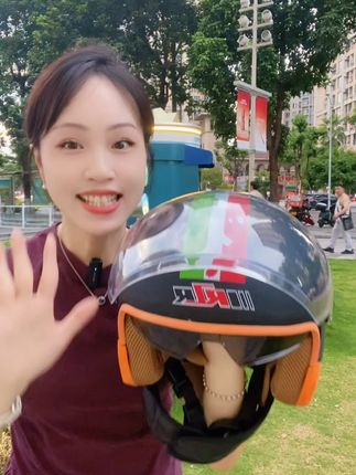 无惧寒暑,四季通用,骑行安全更轻松 #好物推荐🔥#头盔#电动车头盔#电动车#安全头盔
