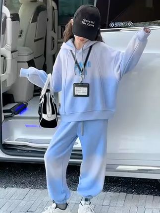 秋冬必备!韩版连帽卫衣套装,宝贝穿上洋气又暖和! 买了买了,就一个女儿,别人有的咱也得有,穿上新款洋气又好看哪#女童套装 