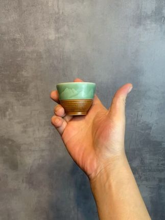 小巧精致,品茶新体验!青瓷主人杯等你来pick #乌啦啦打卡郑州炒八掺