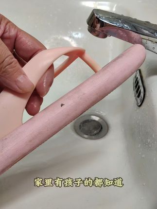 小白鞋脏了?一抹就干净! 鞋子脏了难清理?这款小白鞋专用的擦鞋神器推荐给大家