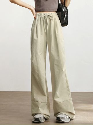 夏天穿它超自在!高腰直筒裤,宽松显瘦还能免费退哦~ 裤子尺码不好把控?有运费险!拍大了小了都可以退换哦~#挑战中式美学穿搭天花板 #穿JK拍南昌之星也太出片了 #更适合小个子的不露腿穿搭  #微胖女生夏日衣服测评 #夏季新款 #面料柔软舒适 #小个子穿搭 #梨形身材穿搭 #面料舒适透气不粘身不起球