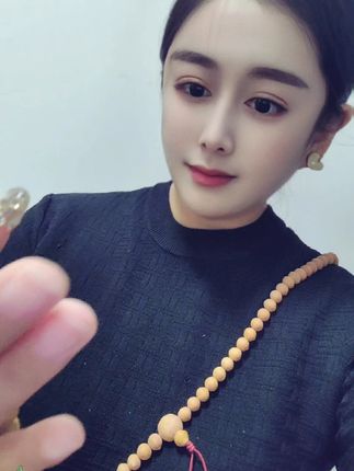 戴上这手串,烦恼都滚蛋! 今天给大家分享一款品质超棒的大眼萌!喜欢的朋友别错过啦~#文玩手串#凤眼菩提#文玩#菩提手串#凤眼菩提手串