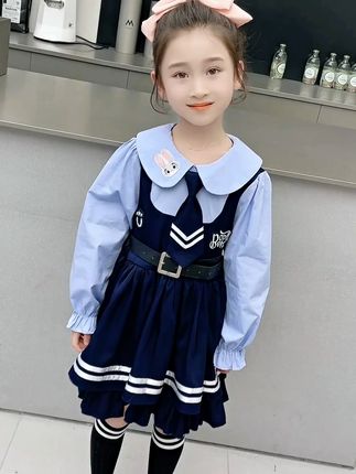 宝贝穿上学院风连衣裙,瞬间洋气起来! 秋冬季节孩子穿啥?这款洋气小裙子让你不发愁!#强烈推荐 #女童穿搭 #秋季穿搭 #秋冬穿搭 #女童连衣裙