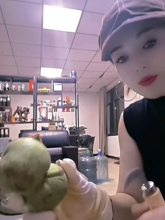 新鲜湿核桃,太行山直发,包邮到家! 今天下午开始发货了!大家期待已久的坚果终于要来了!!!而且是包邮到家哦~#谁懂这座城的好吃程度#周笔畅拉宏给蔬菜花写歌#跟着洪剑涛开启新疆逛吃之旅#总有一种味道能让你想起故乡#开榴莲也有新手保护期