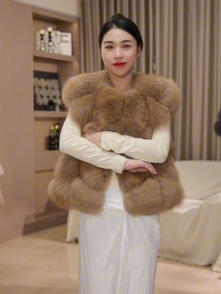 穿它显瘦又洋气,不满意还能退! 冬天怕冷又想穿得暖?这款天然皮草帮你解决难题!#皮草女装 #反季特卖