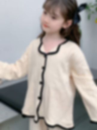 2025 女童睡衣必入款!儿童春秋休闲两件套,初中生女孩的网红居家服,洋气又实穿,居家穿颜值舒适度双在线~#女孩睡衣