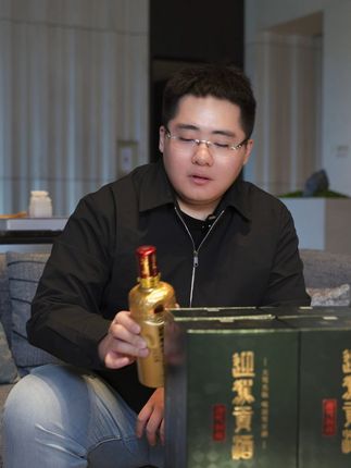 送礼自饮两相宜,迎驾洞6白酒! 被大哥追着问链接的一款好酒就是这款迎驾洞6!#白酒 #酒文化 #好喝不贵