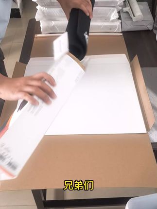 电竞达人必备!赛睿加厚鼠标垫,免费退货无忧换新 今天是福利日!下单即送运费险!有运费险就是好啊,不喜欢还可以退回去哦~#电竞#游戏外设#鼠标垫