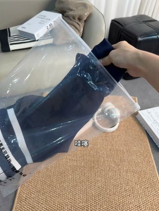 孩子穿上这件T恤,翻领设计太吸睛! 秋冬宝宝穿啥?这款吸汗、翻领、尖领的T恤套装超棒!#秋季穿搭#长袖t恤#萌娃穿搭#儿童长袖t恤#早秋穿搭三分钟出门不是梦