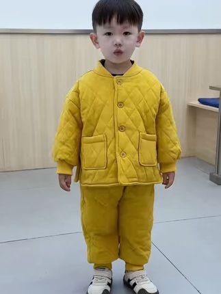 宝宝冬天穿这个不怕冷!两件套还能免费退哦 冬天给宝宝买的衣服一定要多拍几单!因为有运费险,不喜欢可以直接退了!#秋冬穿搭#儿童保暖套装#套装#秋冬新款#早秋穿搭三分钟出门不是梦