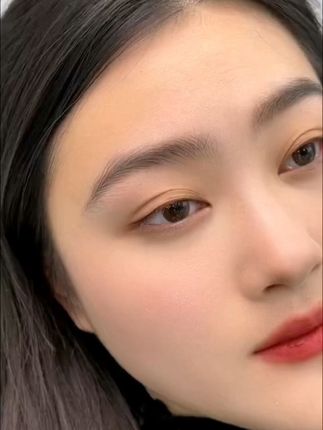 鸣妆画染眉 今天又是一个忙碌的一天!晚上回家后赶紧来试试这款色料吧!有运费险哦~#好物推荐🔥 #美妆 #防水防汗不脱妆  #纹绣色料 