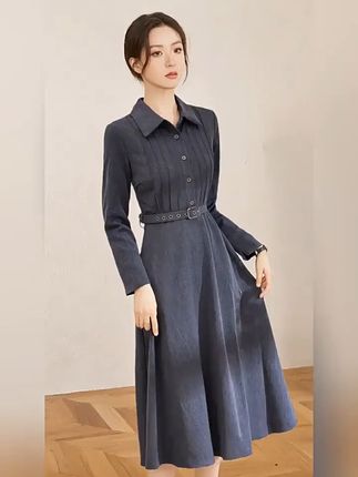 穿上它,轻松变身优雅名媛,不满意还能退哦! 姐妹们!这个衣服真的太好穿了!!关键现在有运费险!可以放心入啦!#显瘦穿搭 #连衣裙 #优雅气质 #显高显瘦 #秋季连衣裙