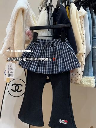 冬天宝宝也能美美出门,加绒喇叭裤太暖和了! 冬天怕冷星人的救星!这款加绒加厚的喇叭裤,让宝贝温暖过冬!#女童穿搭 #秋冬穿搭 #生女儿就要这样穿 #百搭裤子 #初秋一周不重样穿搭