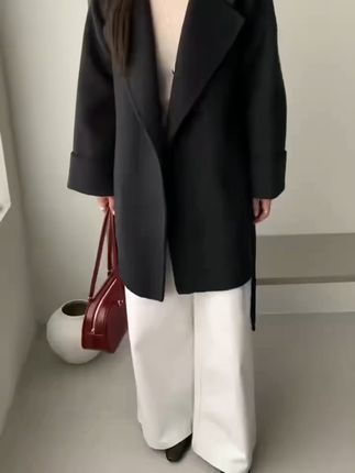 穿上这件羊毛大衣,小个子也能穿出大长腿! 冬天怕冷又想时尚?这款羊绒大衣帮你解决难题!#秋冬穿搭#小个子穿搭#韩系穿搭#羊毛大衣#2025年秋季都流行穿什么