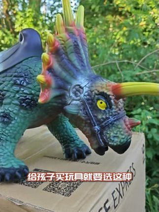 孩子喜欢恐龙?这款超逼真、能骑乘的大号恐龙玩具别错过!#儿童玩具#男孩玩具#恐龙模型#霸王龙玩具#一代人有一代人的玩具