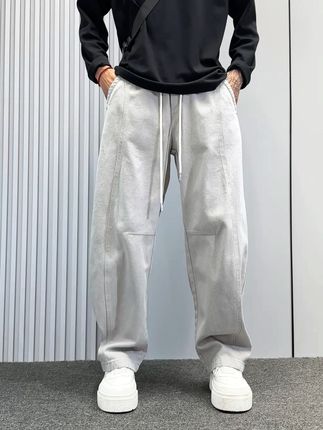 秋冬必备!这款牛仔裤太百搭了! 男士秋冬穿啥?这款裤子时尚又舒适!#秋日的golden hour是琥珀流光#黄子韬讲话主打一个real#舒畅的入秋穿搭都是琥珀系#用QQ爱打开古早穿搭#琥珀系拉抽屉变装