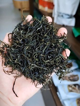 25年霄坑野茶,一口鲜爽唤醒味蕾! 安徽九华山下有片古茶园,每年只采一季春茶!今天下午两点一起喝一杯吧!#茶#茶叶#口粮茶#口粮茶推荐#新茶上市