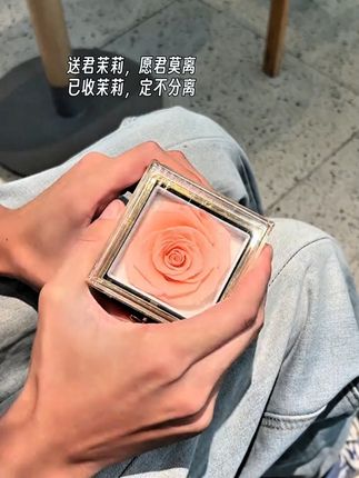 送给她的七夕礼物,茉莉花手镯,愿君莫离 想买一款寓意美好的饰品?这款茉莉花手镯别错过!#情侣礼物推荐 #每个女孩都有一个银手镯 #好物推荐🔥 #手镯 #茉莉花