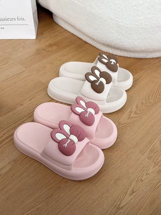 夏天必备!软萌卡通拖鞋,居家外出都洋气 姐妹们!这个小兔子真的太可爱啦~#软底软面穿上超舒服 #厚底鞋 #拖鞋 #防滑耐磨 #舒服又百搭