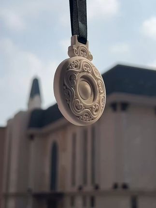 民族风香膏挂车内空气清新无烦恼! 这个香水真的好闻!喜欢香味的朋友一定要试试!有运费险哦~不喜包退!#家居好物#车载香薰#居家好物#香薰#家里普通一平方美学就不普通