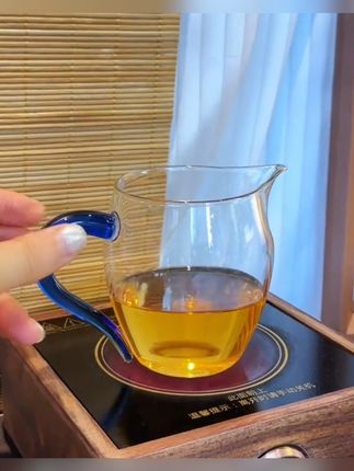 闺蜜追着问的玻璃公道杯!透亮得像水晶 喝茶总担心茶叶跑出来?试试这款能过滤茶叶、美观大方的好物!#好物推荐🔥 #玻璃公道杯 #公道杯 #高端茶器 #居家好物