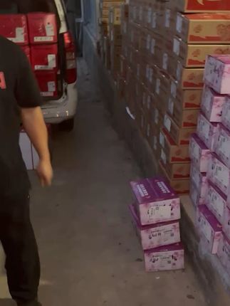 脆甜多汁的苹果来了!寺河山红露现摘包邮送到家 今天下午四点半开始发货了!现在下单都是包邮到家哦~#三农#苹果#新鲜采摘#新鲜应季水果#产地直发