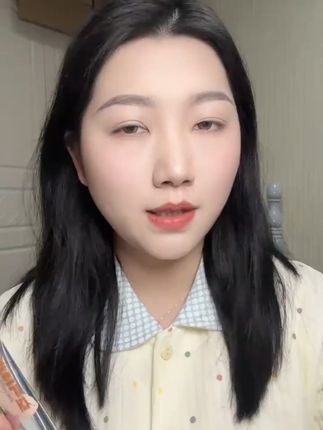 告别脱妆烦恼,持久保湿一整天! 皮肤爱出油出汗、化妆总脱妆?这款粉底液帮你解决!#国庆七天能做多少手工#看图说化妆品挑战#化妆才是最伟大的魔法#网感甜御妆学起来#原来化妆高手都是这么修容的