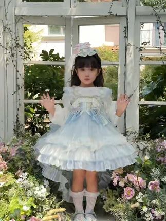 宝贝穿上洛丽塔公主裙,瞬间变身童话里的小公主! 女儿过生没合适衣服?这款连衣裙让宝贝美出新高度!#女童穿搭#生女儿就是用来打扮的#洛丽塔#公主裙#随机穿搭挑战